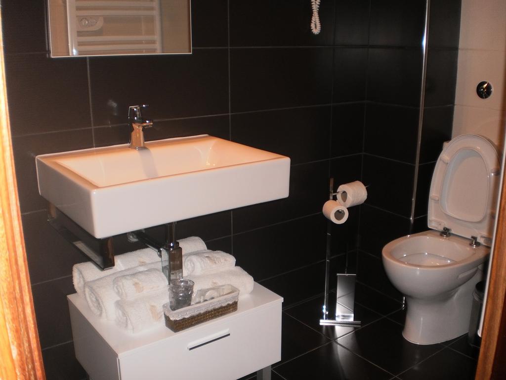 Hotel Santa Apolonia Браганса Номер фото