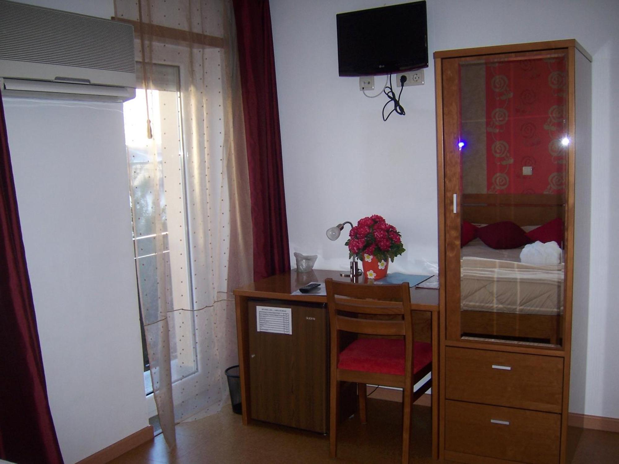 Hotel Santa Apolonia Браганса Экстерьер фото